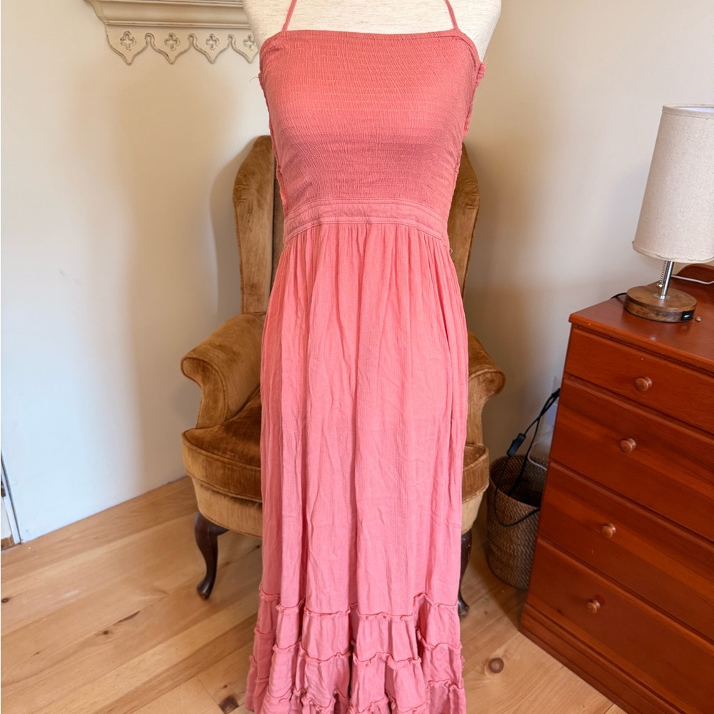 Flattering Pink Maxi Dress